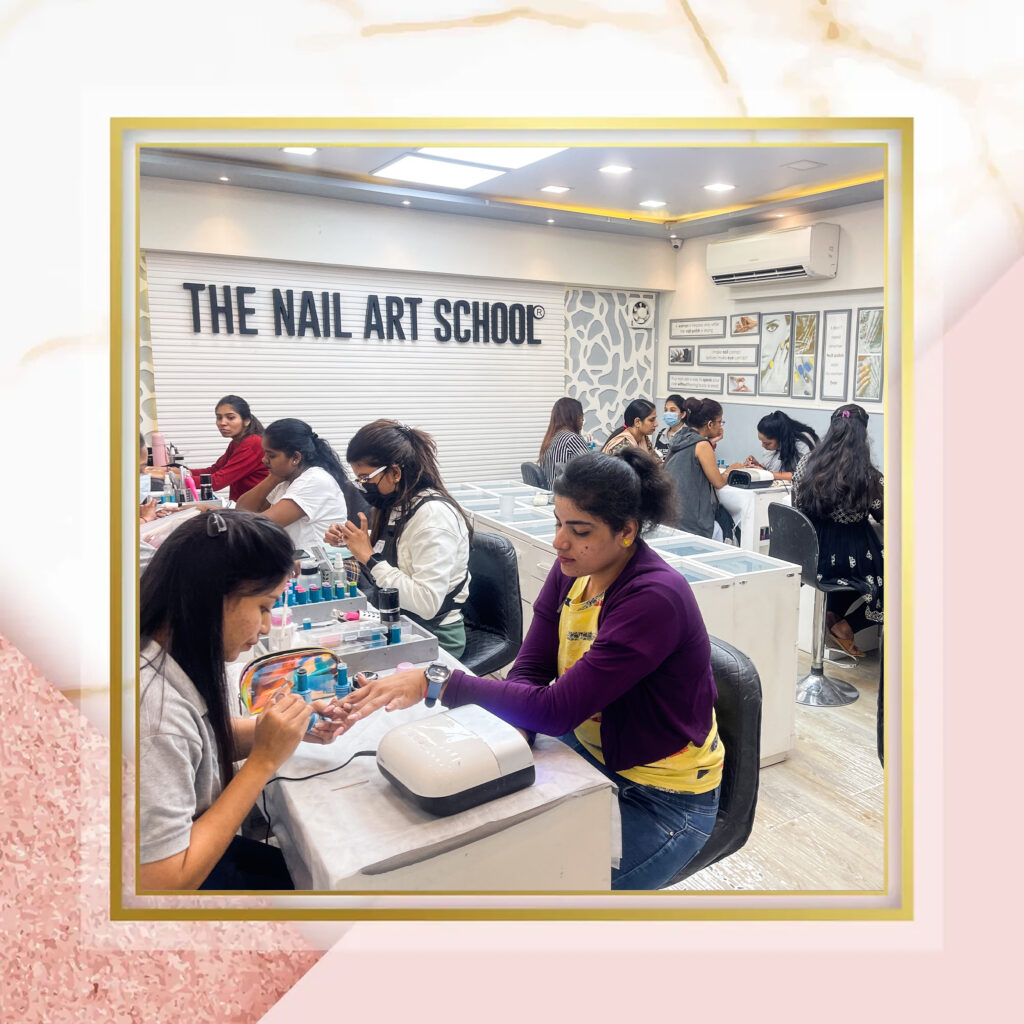 Hurry up girls ! Nail art course at very low price 🤩 Book your seats now  💅✨ Batch starting from 9 march 😍 TIMING - 12.00 pm - 2.00 pm 📍… |  Instagram