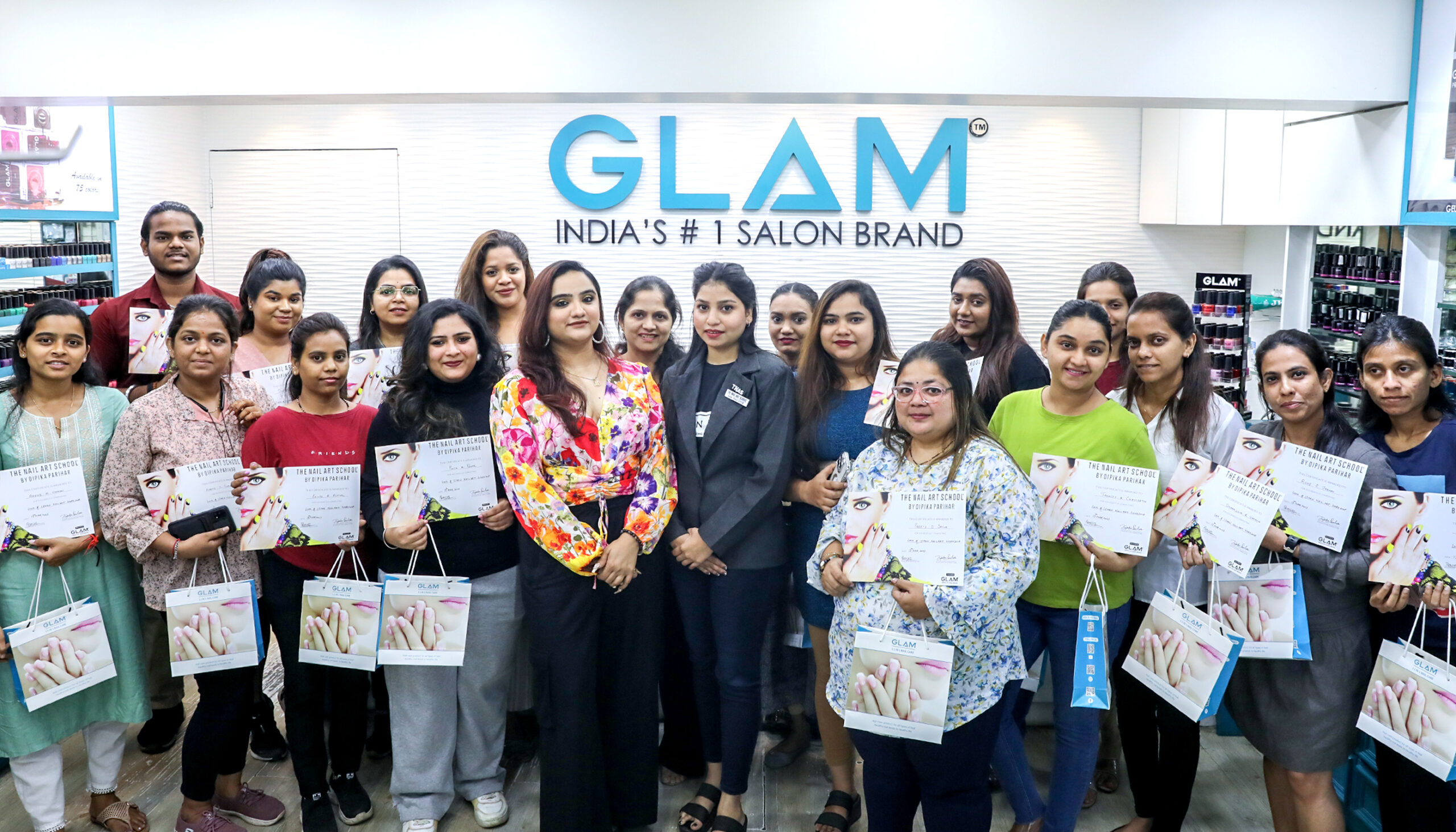 Nail Art Enthusiasts Rejoice! The GLAM Day Celebration at The Nail Art School Mumbai was a Smashing Success!